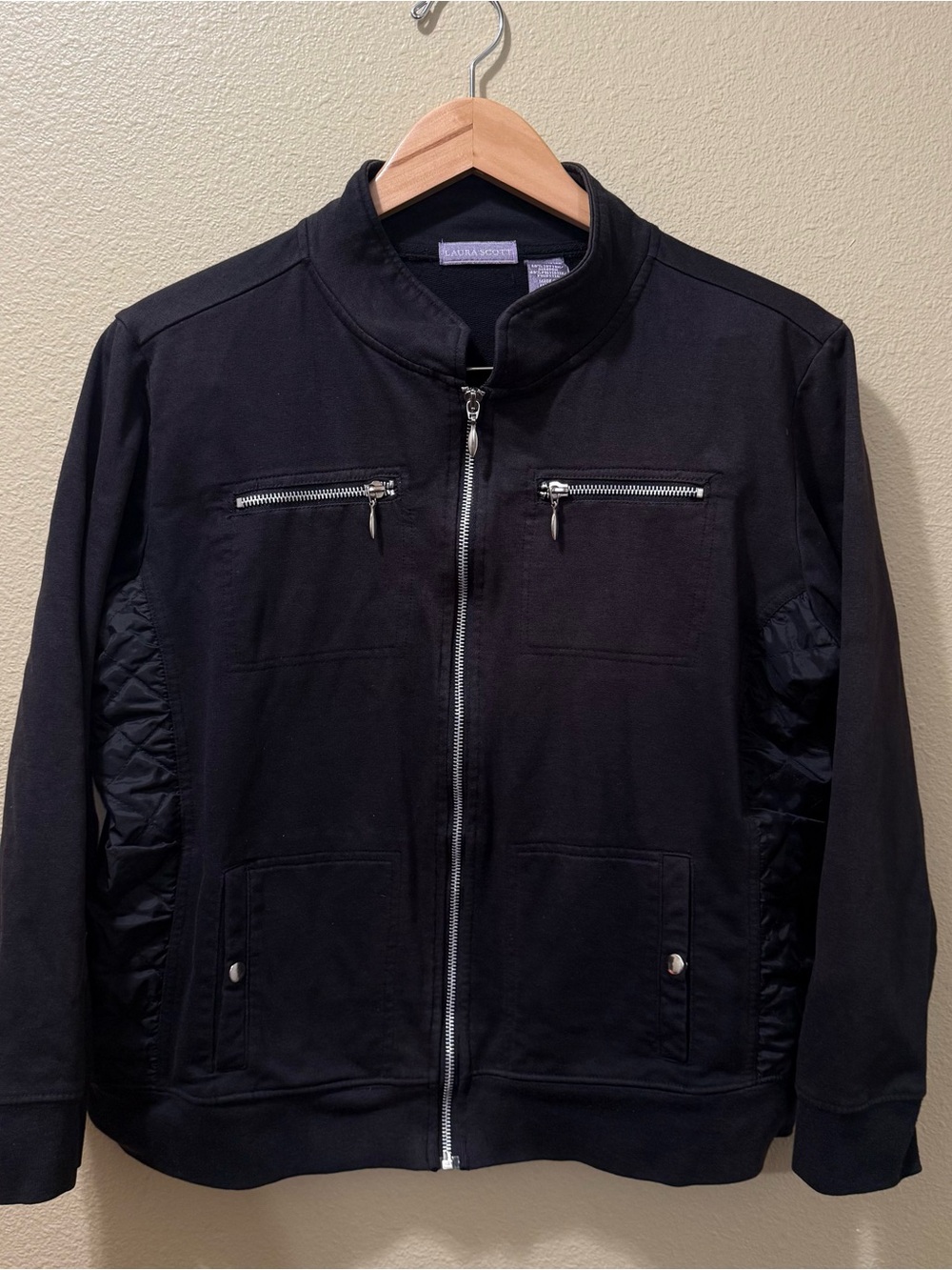 Women’s Large Laura Scott Black Full Zip Long Sleeve Jacket w/ Quilted Sides